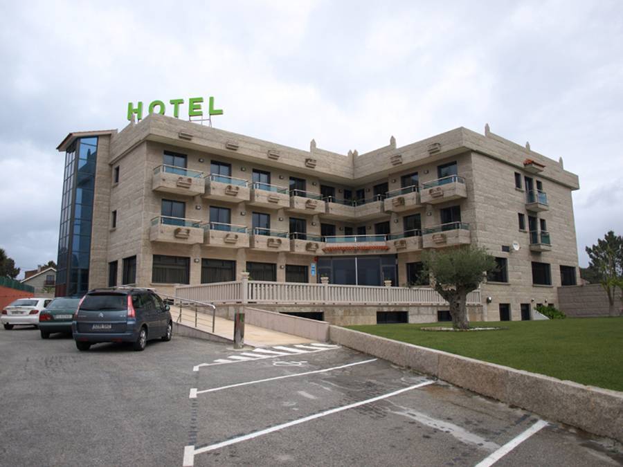 Hotel Pedramar 3*