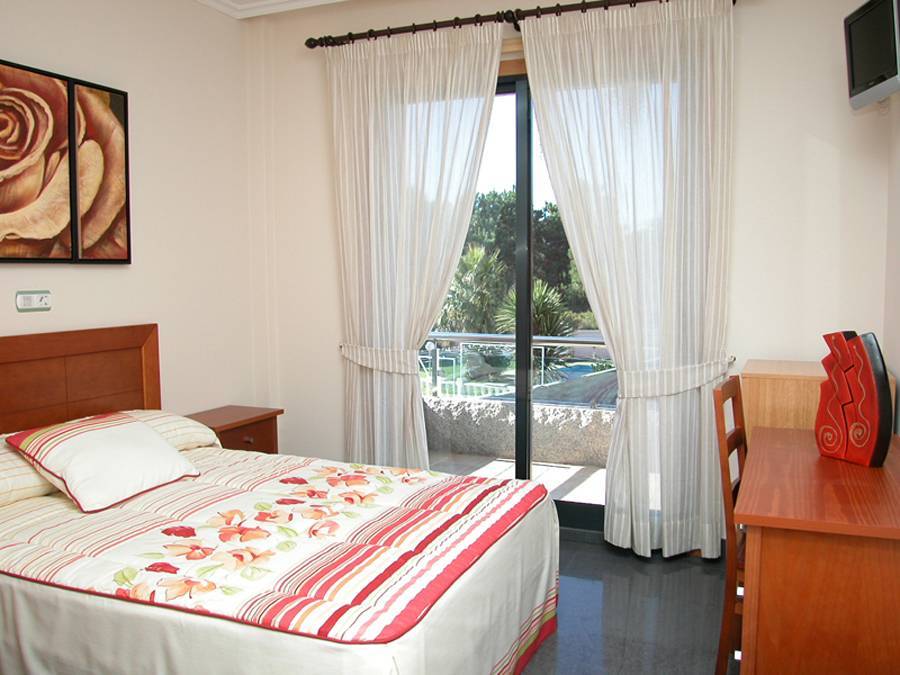 Pedramar Hotel 3*